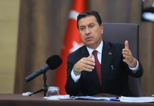 Başkan Aras’tan Osmanağa Koyu’nda İş Makinelerine Tepki